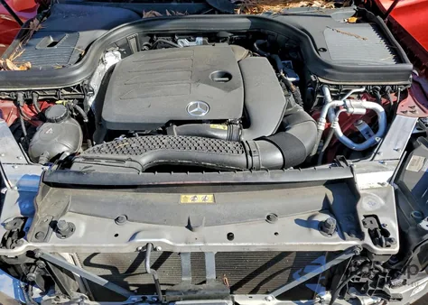 2021 Mercedes-Benz Glc Coupe 300 4Matic z USA, uszkodzony, nr VIN W1N0J8EB3MF877163